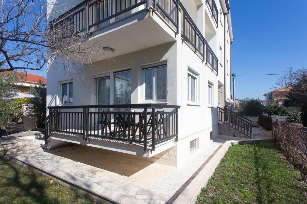 Apartments Villa Japeri Kaštela Exterior foto