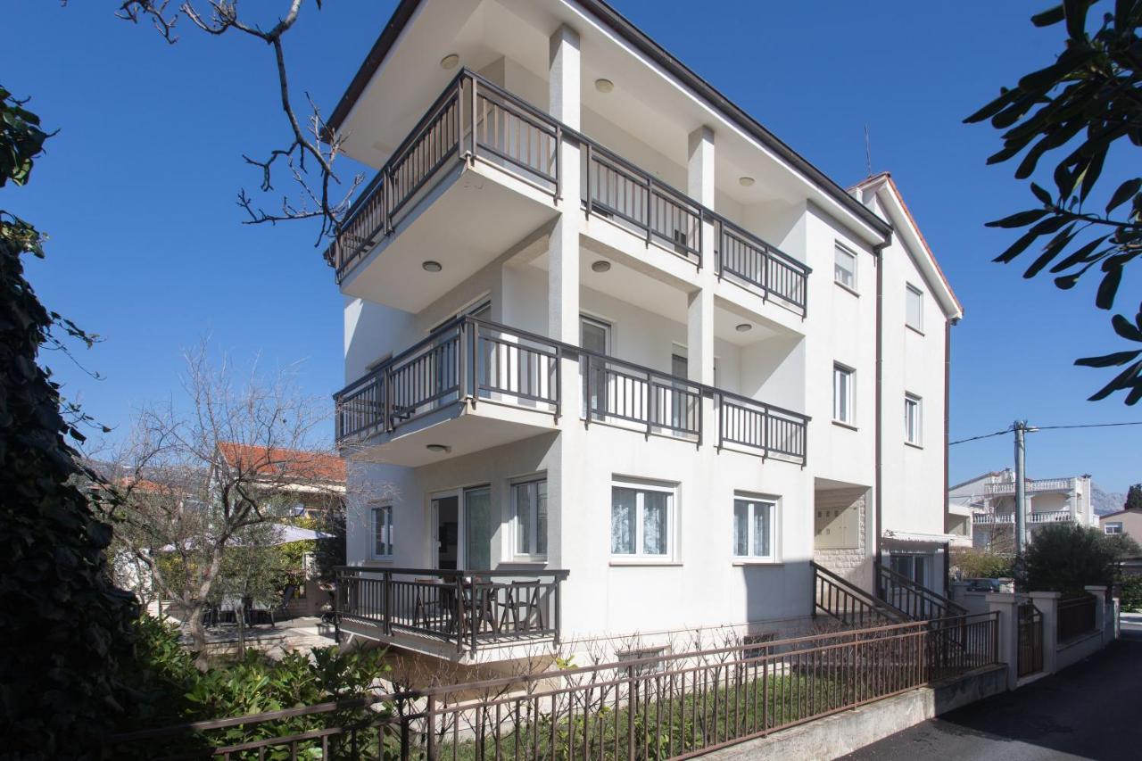 Apartments Villa Japeri Kaštela Exterior foto